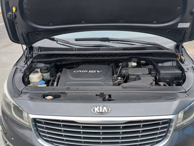 Vendo Auto Kia Carnival  2016