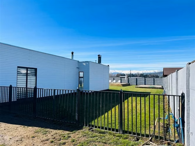 Parcela en arriendo 1.000 con casa en Paine