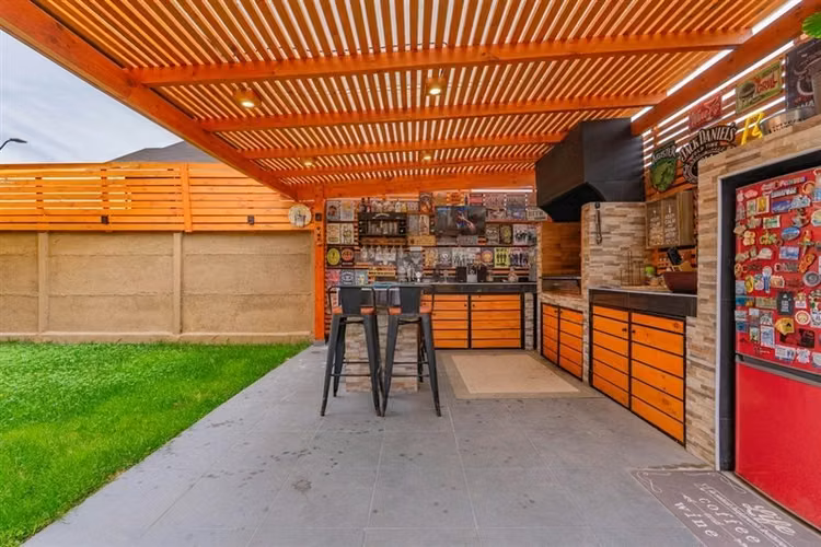 Casa en venta de 3 dorm 3 baños. Puente Alto