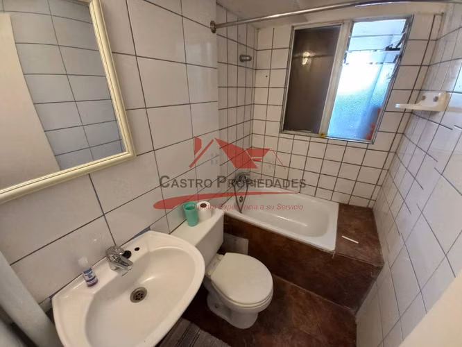 Departamento Primer Piso, 2 Dormitorios, 1 Baño, Quilicura.