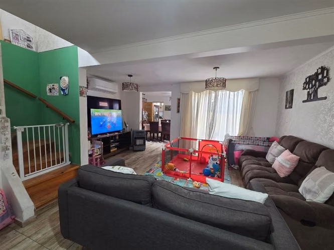 Casa en arriendo de 3 dorm. en Puente Alto