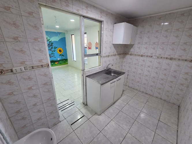 Vendo Casa con Uso Comercial - Jardines de Rauquén