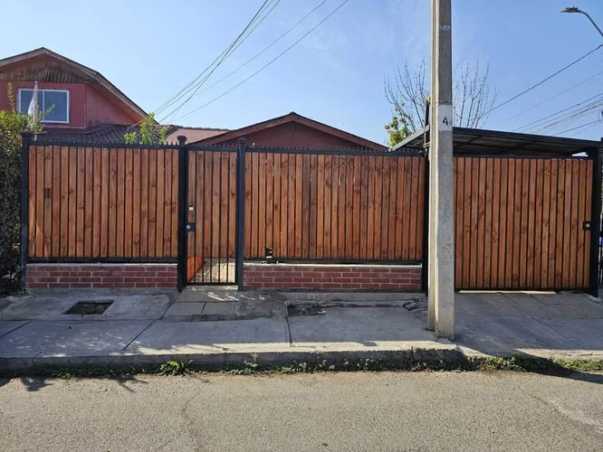 CPM Gestión inmobiliaria arrienda casa con 2D (178908)