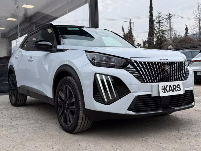 PEUGEOT 2008  2025