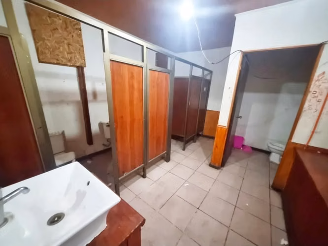 Arriendo Gran Local Comercial Avda. Las Industrias