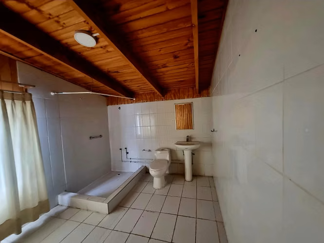 Vendo Amplia Casa en Avda. Gabriela Mistral - Imagen 11