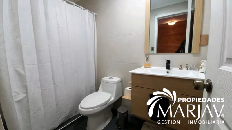 Venta casa + Cabaña 4D 3B , km 11 villarrica a Pucón