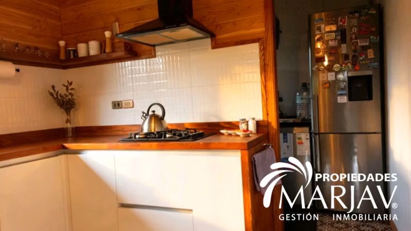Venta casa + Cabaña 4D 3B , km 11 villarrica a Pucón