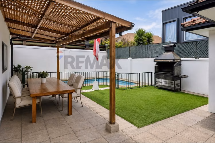 Casa en venta en la reina novación tasa 1,46%