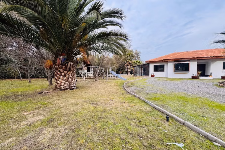 Casa en condominio consolidado en lampa