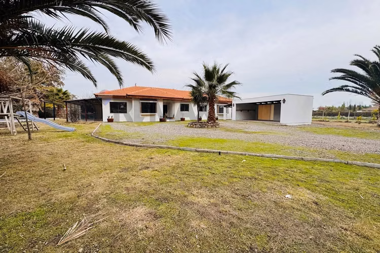 Casa en condominio consolidado en lampa