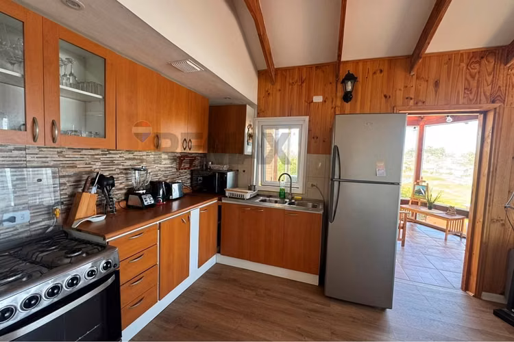 Casa en venta, vista al mar quisco norte