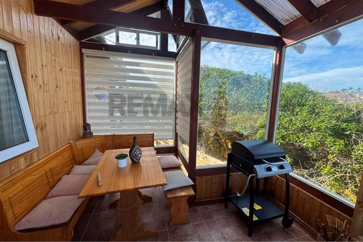 Casa en venta, vista al mar quisco norte