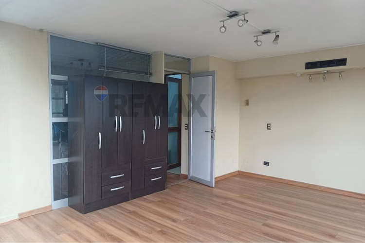 Departamento en providencia ideal oficina
