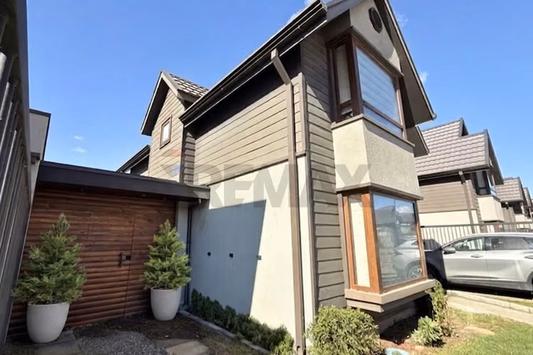 Casa en san andrés del valle de 127m² de 4h3b.