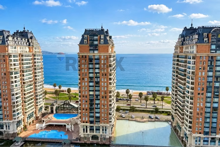 Amplio depto con gran terraza y vista al mar - Imagen 2