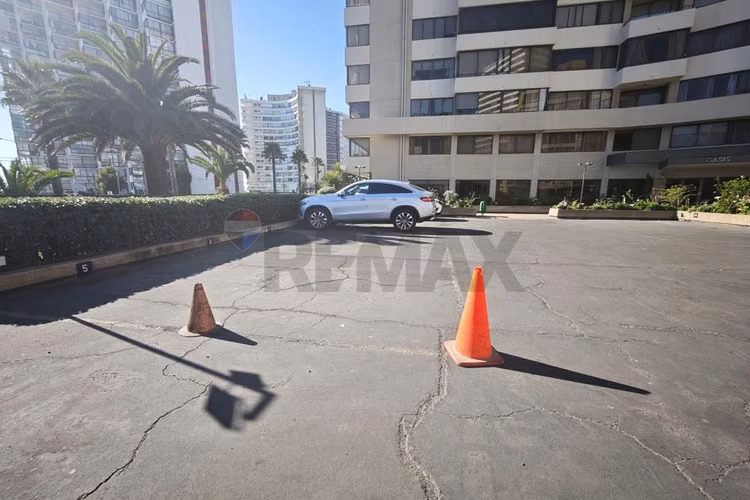 Local de 415 mts2 en san martín/viña