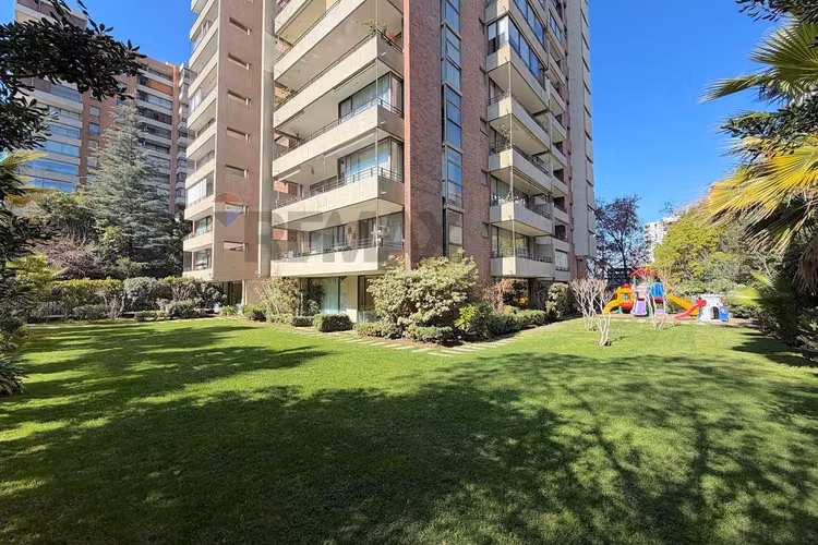 Depto 2d/2b oriente con gran terraza | las condes