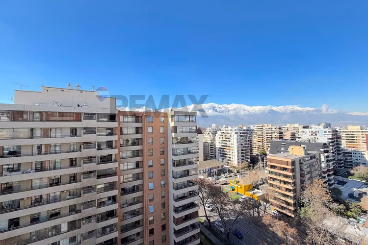 Depto 2d/2b oriente con gran terraza | las condes