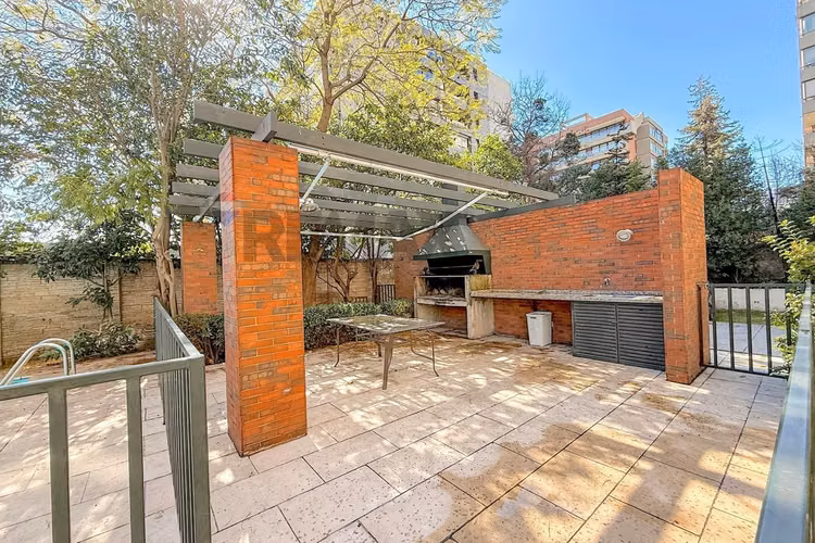 Depto 2d/2b oriente con gran terraza | las condes
