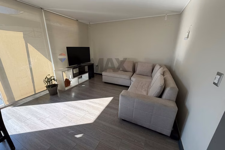 Linda casa en condominio
