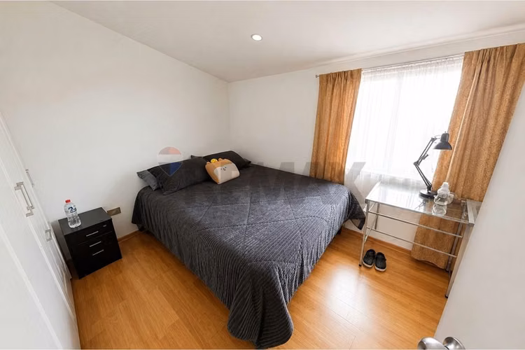 Se vende casa de dos pisos, pudahuel