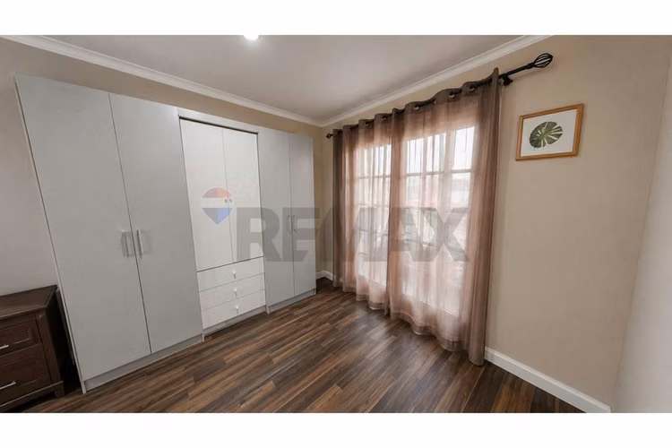 Se vende casa de dos pisos, pudahuel