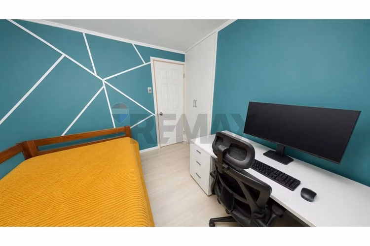 Se vende casa de dos pisos, pudahuel