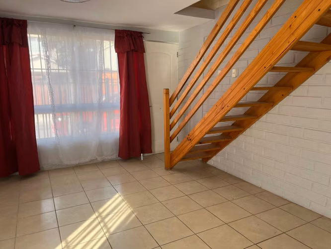 ACOGEDORA CASA EN LA MEJOR UBICACIÓN