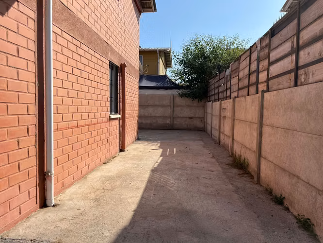 ACOGEDORA CASA EN LA MEJOR UBICACIÓN