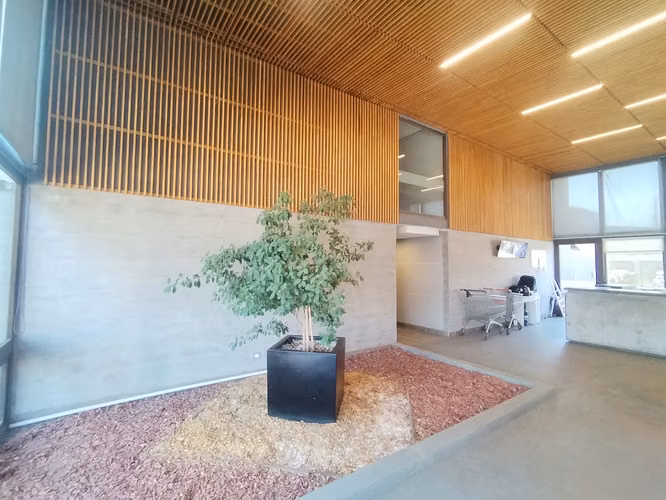 VENTA DE DEPARTAMENTO SEMINUEVO CON  AMPLIO PATIO PRIVADO