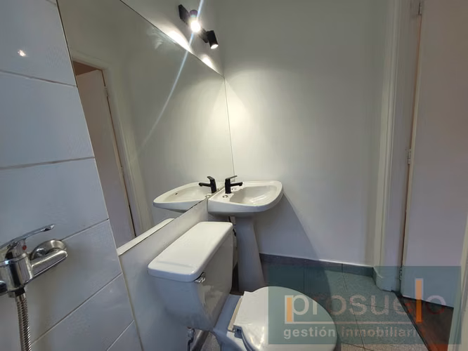IMPECABLE DEPARTAMENTO ANTIGUO GRAN UBICACION SPORTING