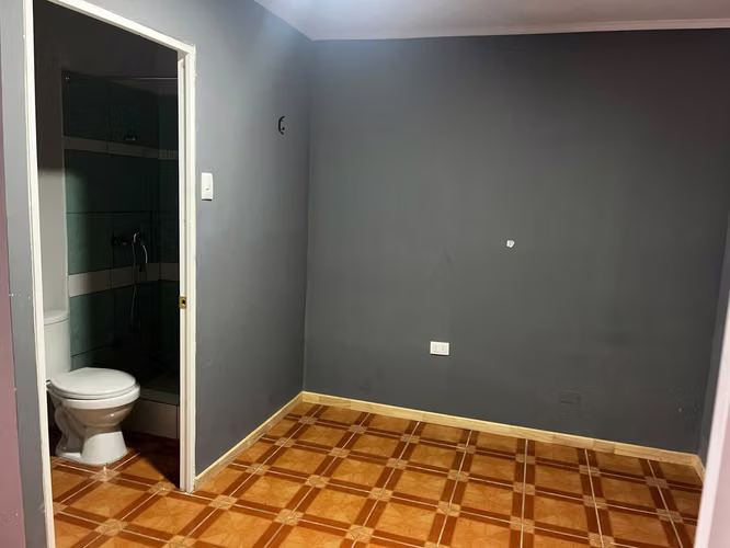 Casa 15 Dorm + 12 Baños Sector CENTRO-SUR