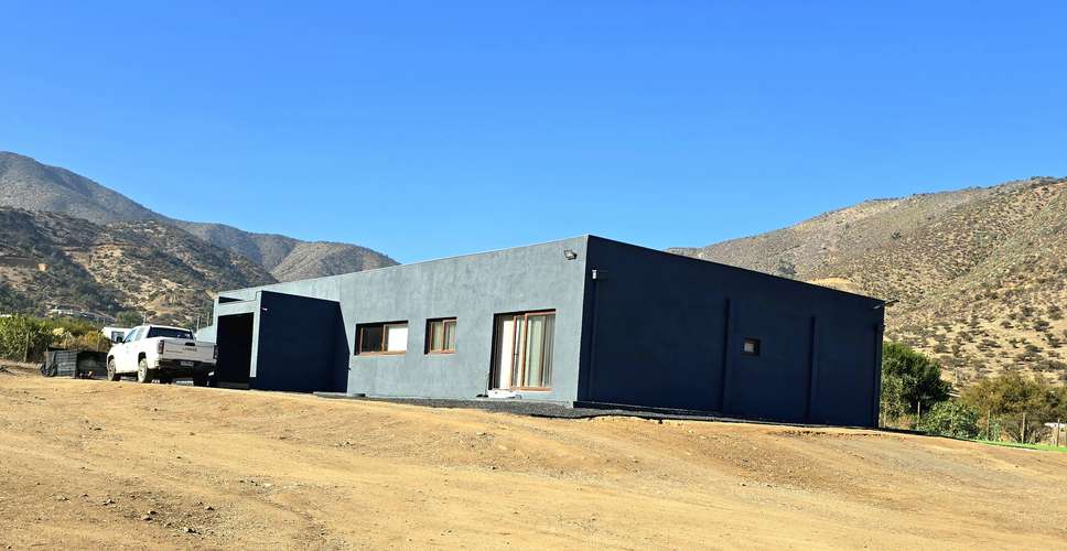 VENDO PARCELA  1/2 HA EN CURACAVI CON CASA, PISCINA Y CANCHA