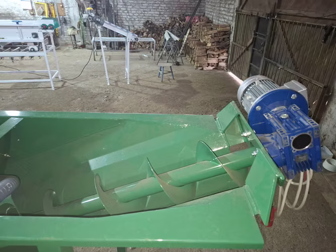 Pulidor, limpiador, trampa de agua para avellanas marca Giampi.