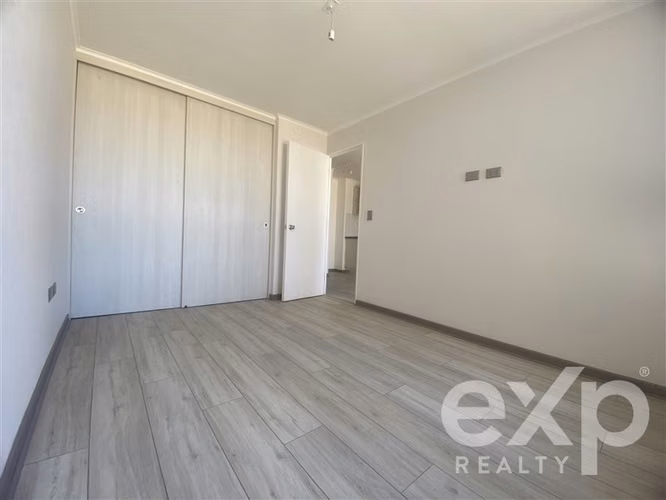 Departamento nuevo en arriendo 1D, Bodega, Metro cerrillos