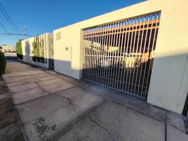 Moderna Casa con Excelente Conectividad (178921) - Imagen 2