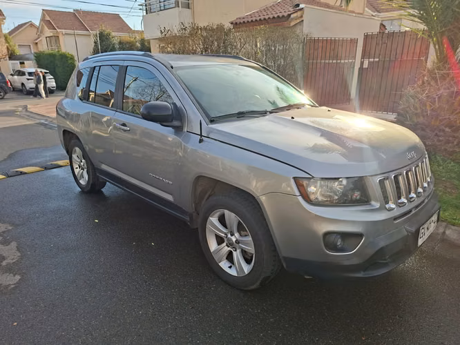 JEEP COMPASS 2015 AUTOMATICA | 2.4 $7.290.000 - Imagen 10