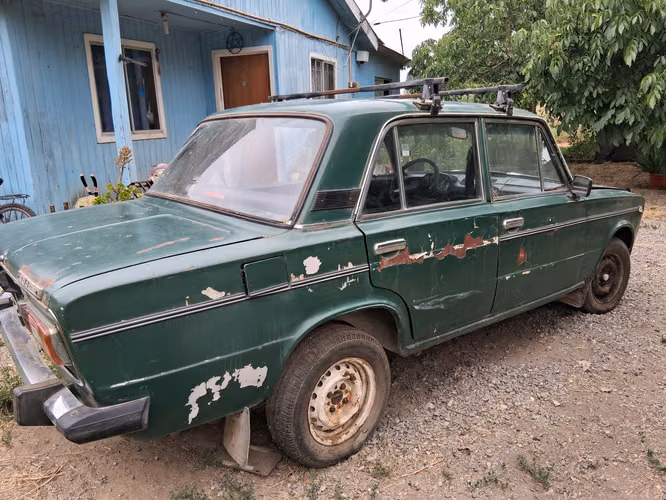 Lada 2106
