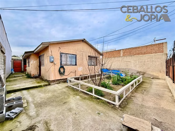 Casa en venta de 2 dorm. en Quilpué