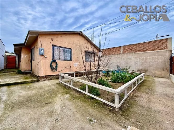 Casa en venta de 2 dorm. en Quilpué