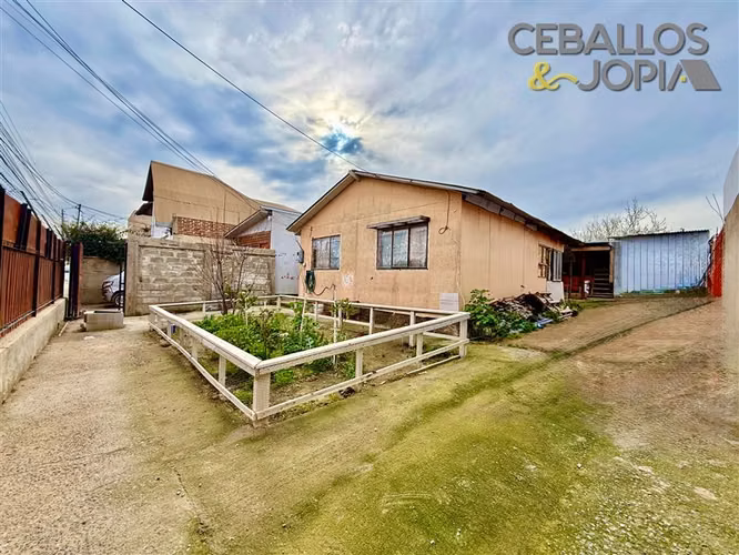 Casa en venta de 2 dorm. en Quilpué
