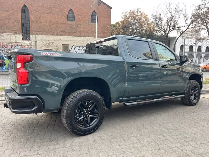 CHEVROLET SILVERADO CC LT TB 5.3L - 2025 | 372