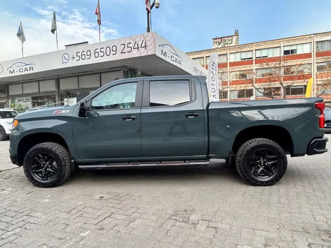 CHEVROLET SILVERADO CC LT TB 5.3L - 2025 | 372