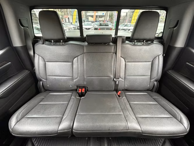 CHEVROLET SILVERADO CC LT TB 5.3L - 2025 | 372