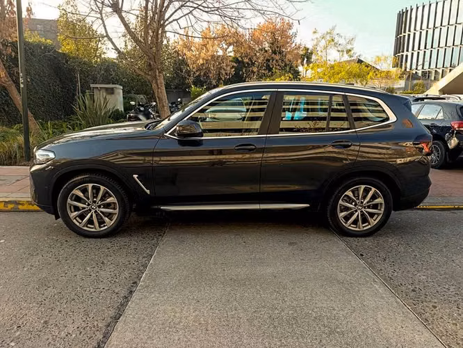 BMW X3 SDRIVE20I HERITAGE - 2022 | 2559
