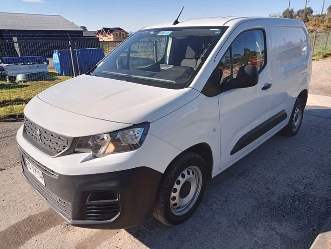 PEUGEOT PARTNER 2024