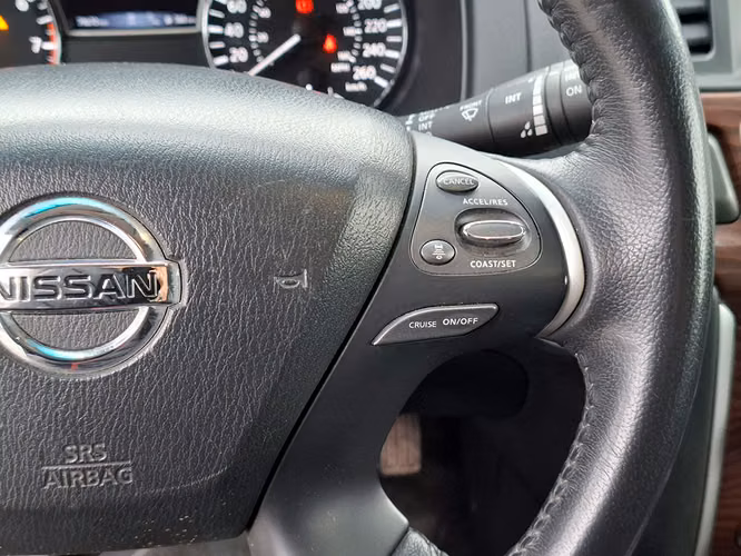 NISSAN PATHFINDER 2020