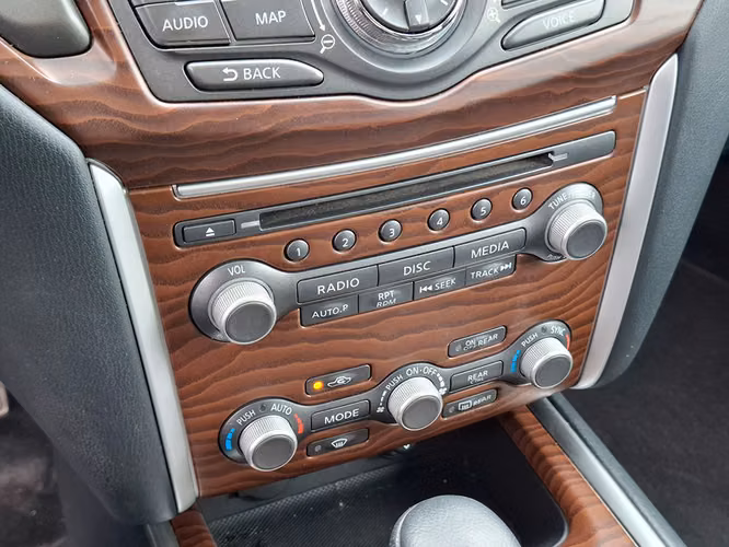 NISSAN PATHFINDER 2020