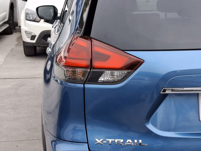 NISSAN X-TRAIL 2020